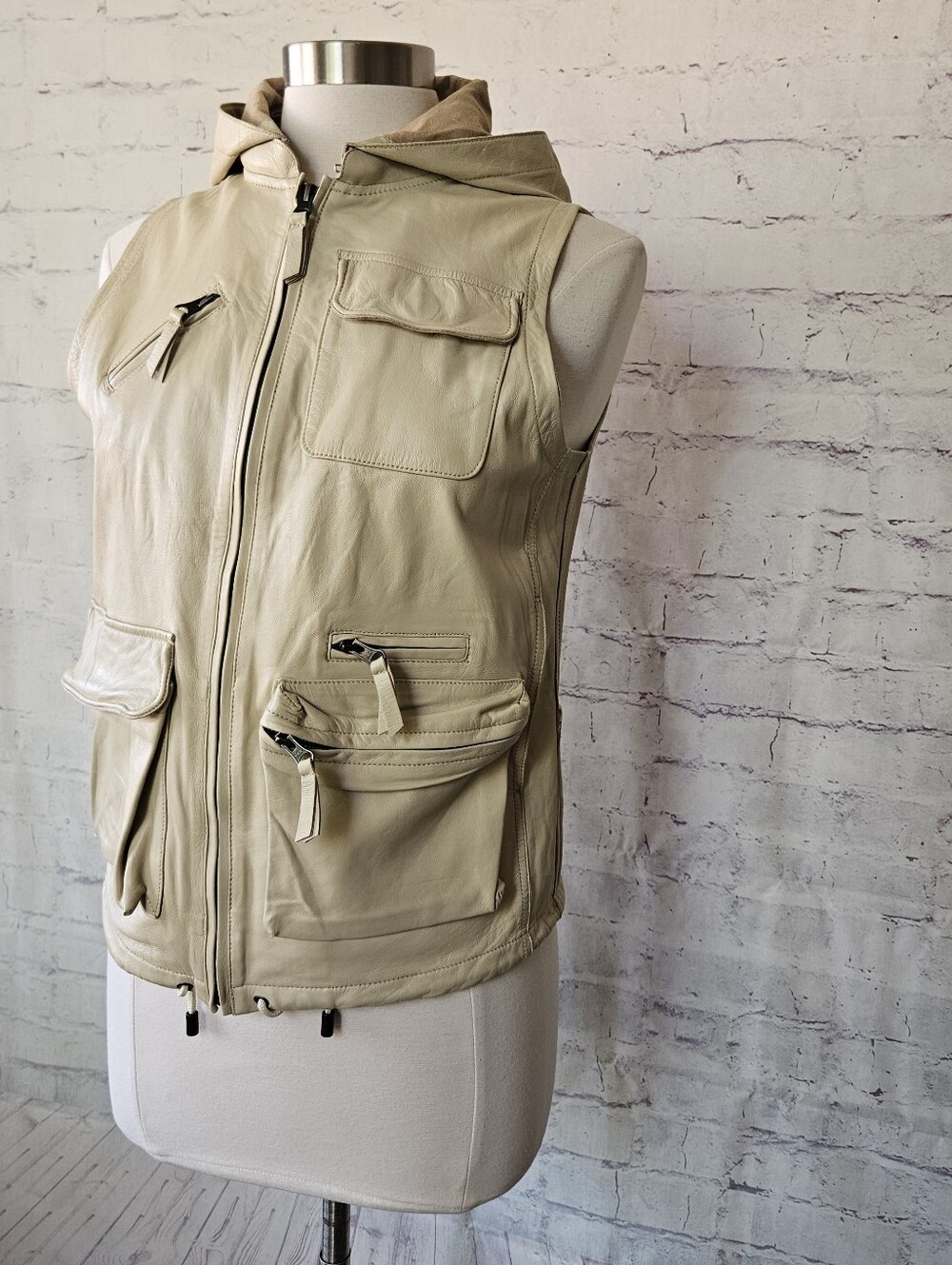 Jakett Greta Cream Tan Leather Hooded Utility Vest Small